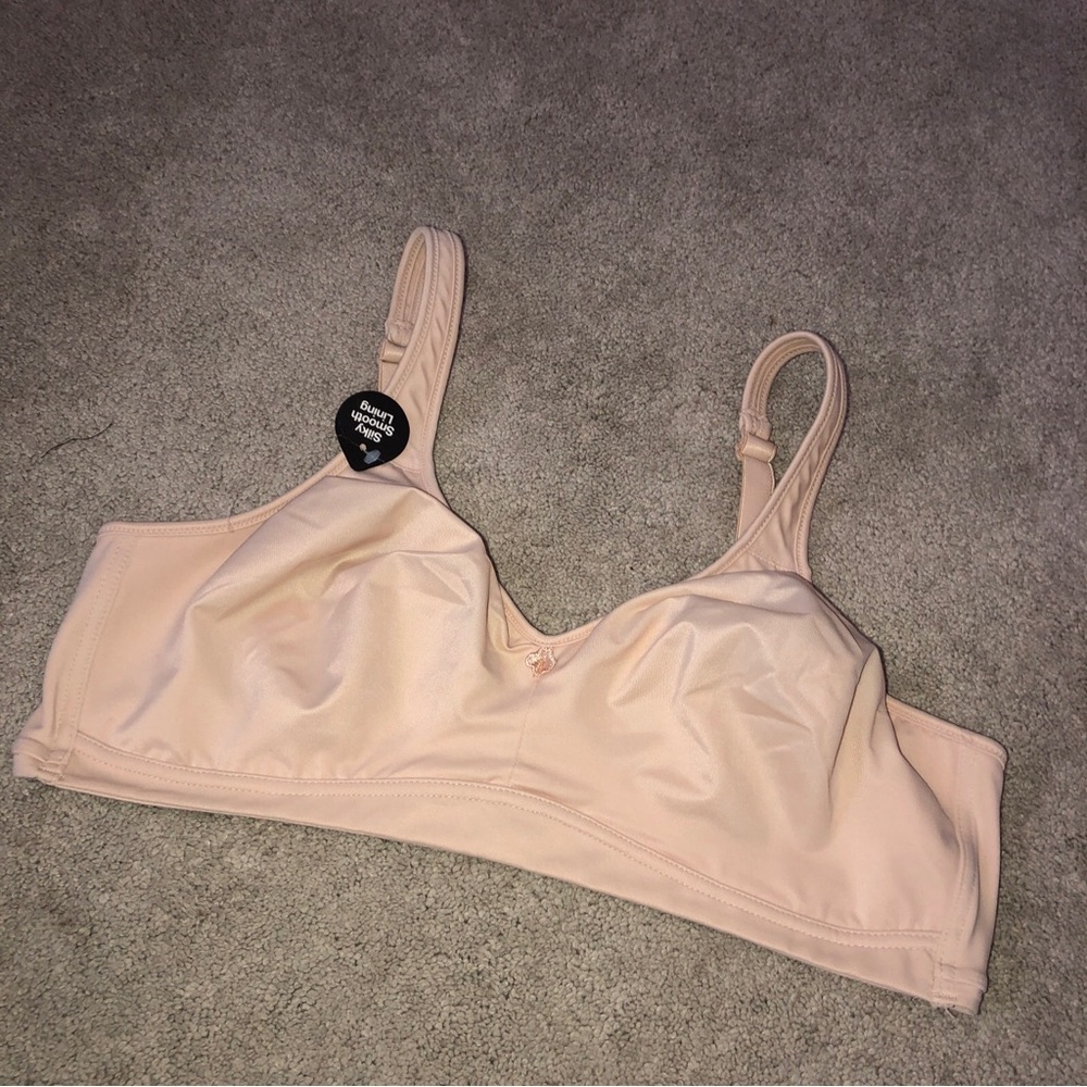 Bali 38C OR 38D Bra Silky Smooth Lining Beige‎ Wireless NEW